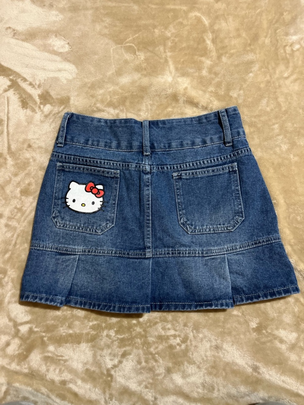 SHEIN Dark Blue Denim Mini Skirt with Character Patch